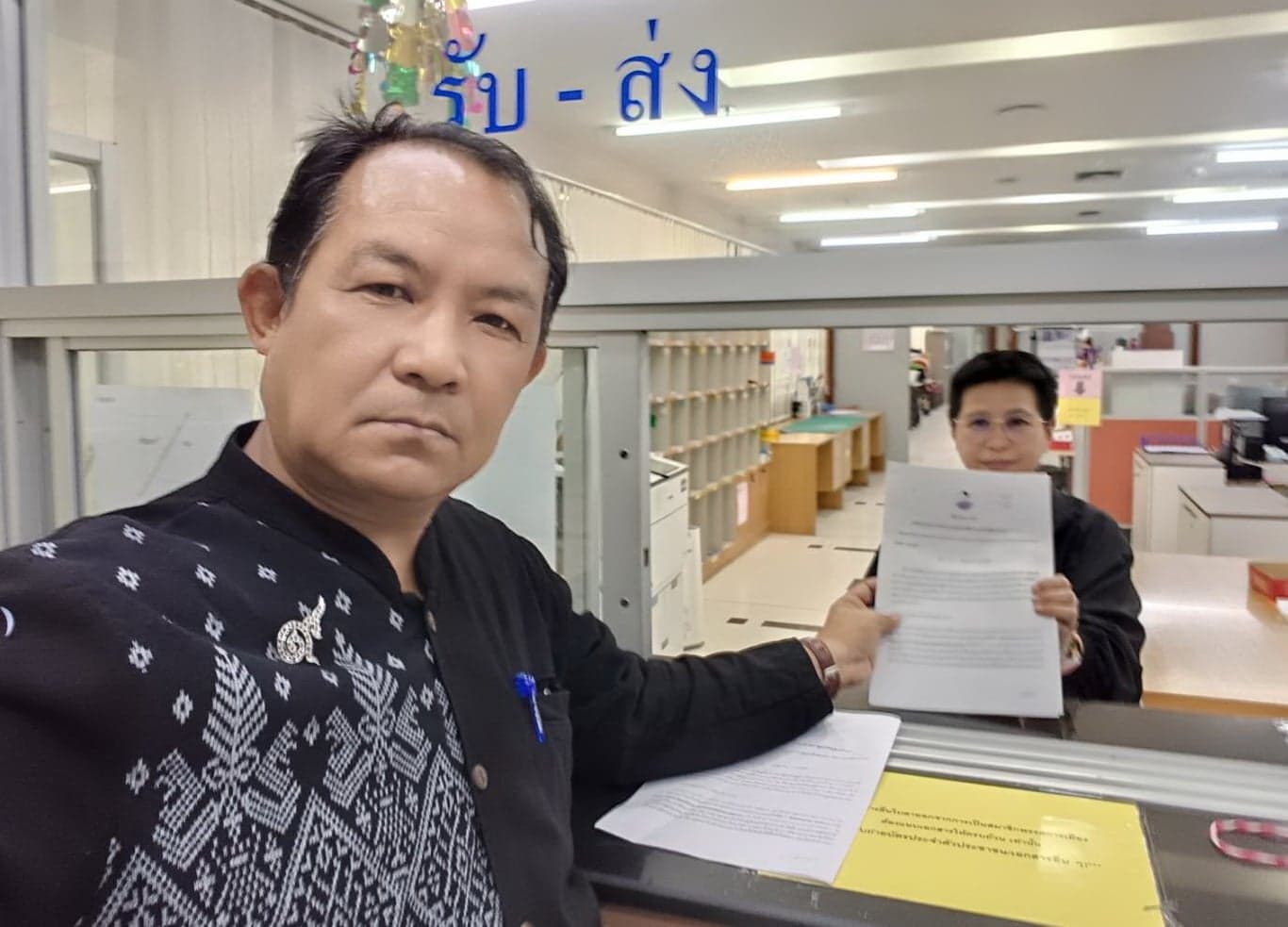 ‘ศรีสุวรรณ’ บุก กกต.ร้องสอบผู้สมัคร ‘สว.สีส้ม’ จัดประชุมห้องจูปิเตอร์เข้าข่าย ‘ฮั้ว’ ด้วยหรือไม่
