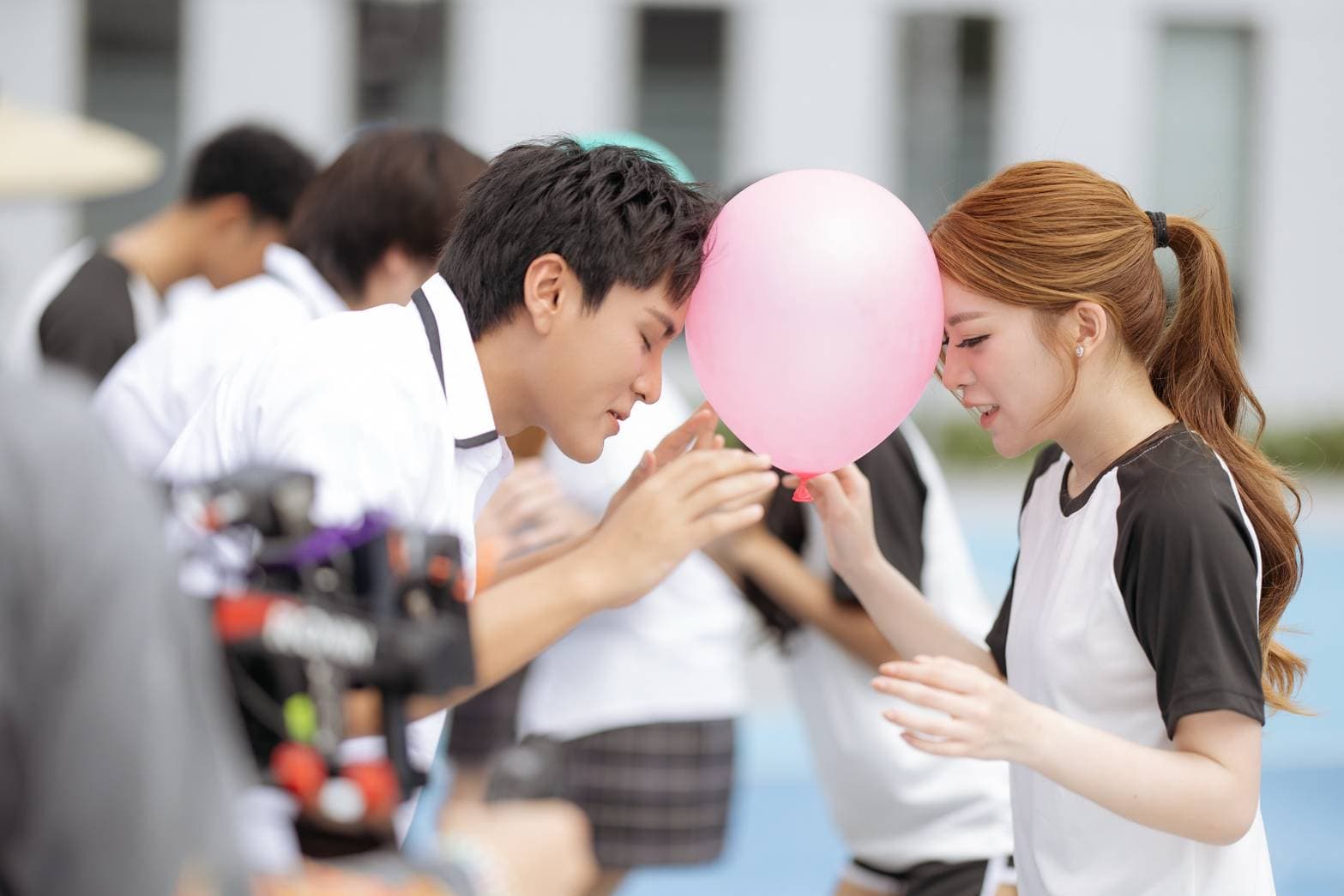 ‘จ๋า พราวเพชร’ ส่ง ‘ฉันยิ้มได้เพราะเธอ (Your Light)’ แทนใจคนมีความรัก