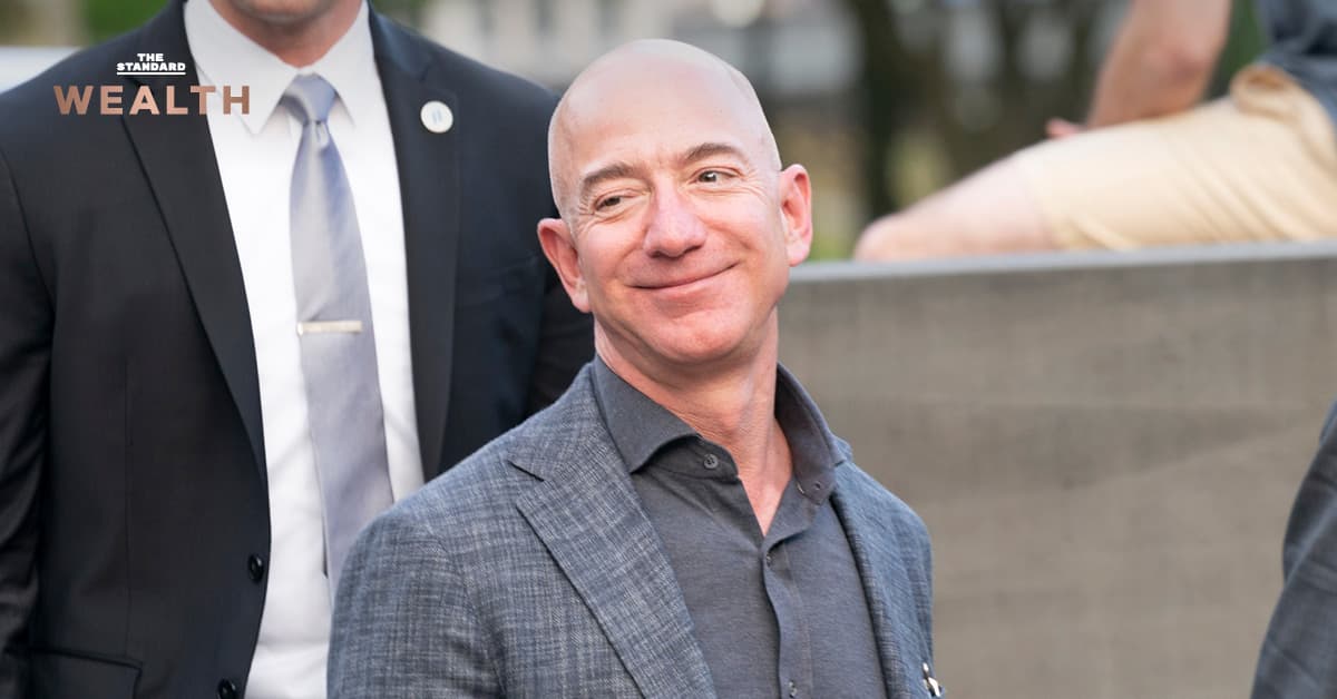 จาก Amazon สู่แอนฟิลด์ ‘เจฟฟ์ เบโซส’ จับมือมหาเศรษฐี ซื้อหุ้นลิเวอร์พูล 30% ดันมูลค่าสโมสร 5.5 พันล้านปอนด์