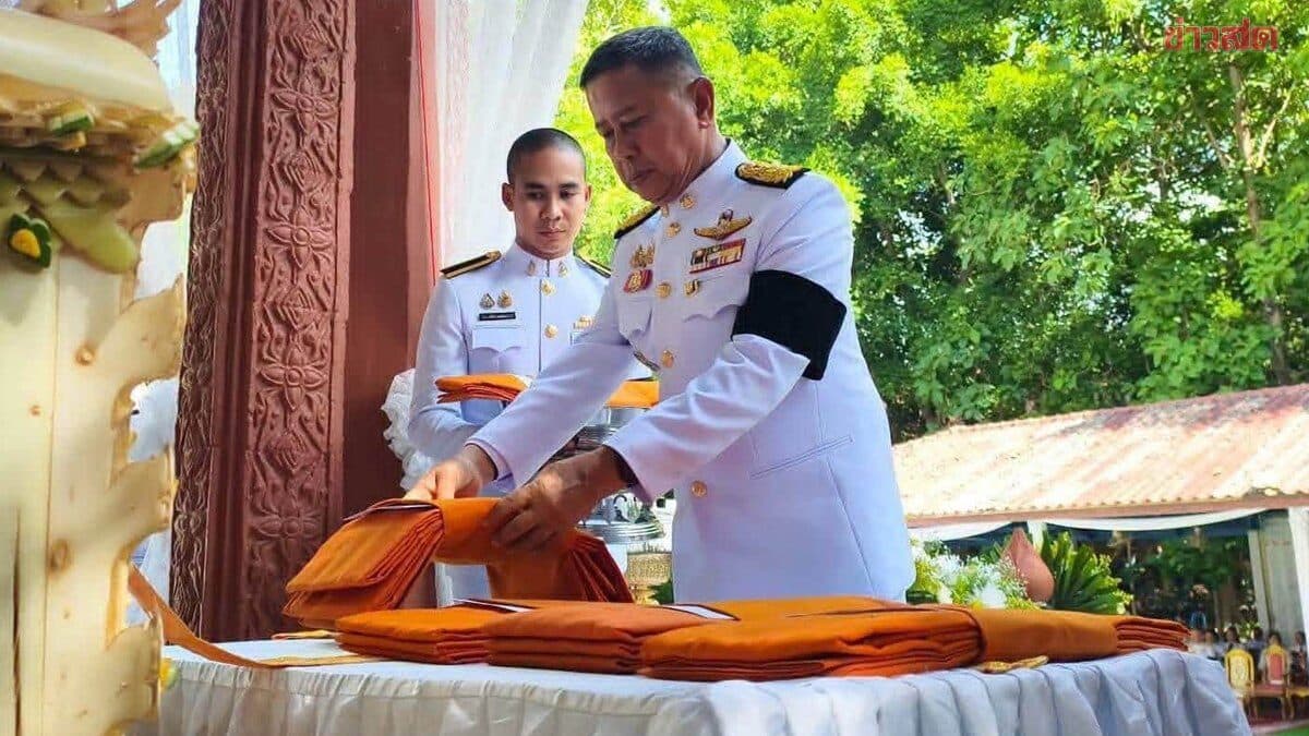 รมว.กลาโหม เป็นประธานพิธีพระราชทานเพลิงศพทหารกล้า “อส.ทพ.วิมล” ย้ำเจ็บปวดที่สุดสูญเสียลูกน้อง