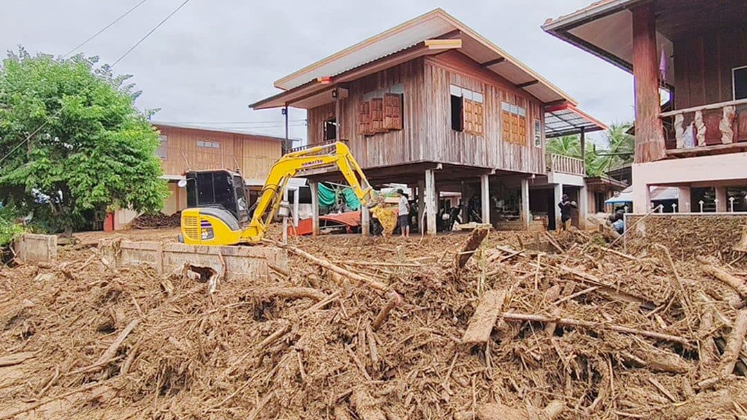 ทิ้งหมัดเข้ามุม – บทเรียนจากน้ำท่วม (อีกแล้ว)