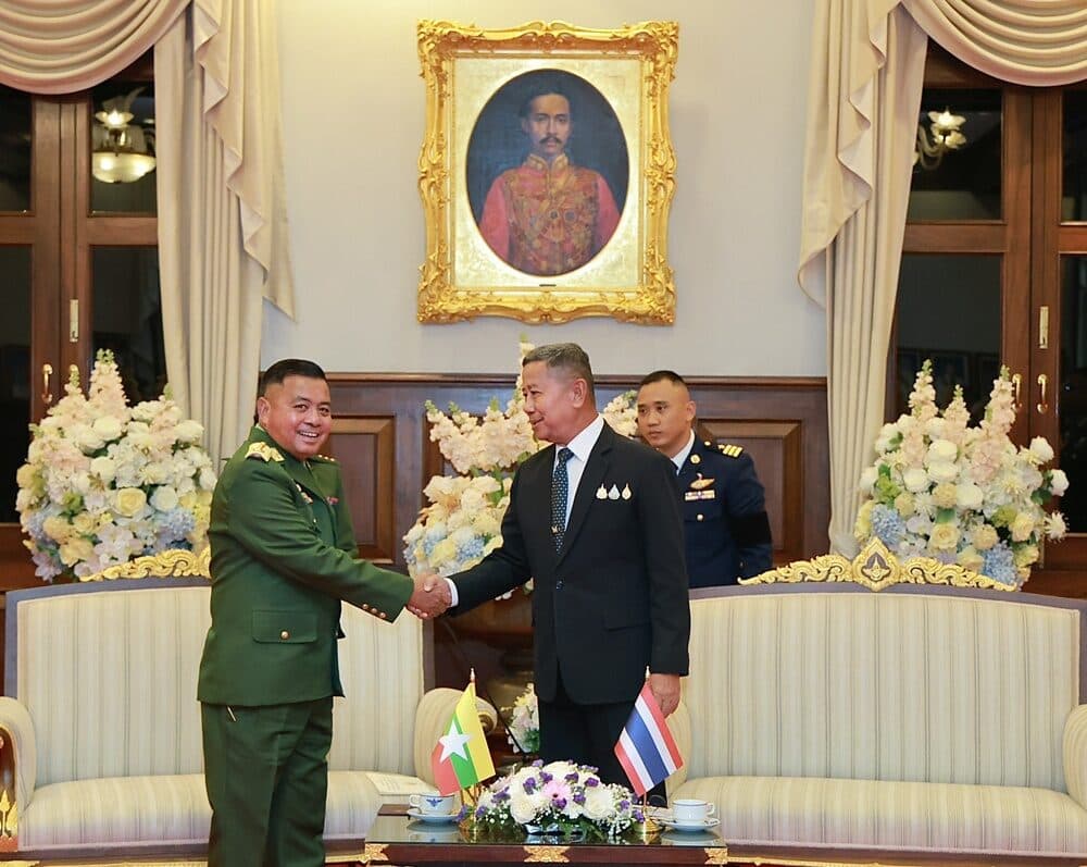 ‘บิ๊กดุลย์’ ถก ผบ.ทสส.เมียนมา ผนึกกำลังปราบอาชญากรรมข้ามชาติ ขยับเปิดด่านชายแดนฟื้นศก.