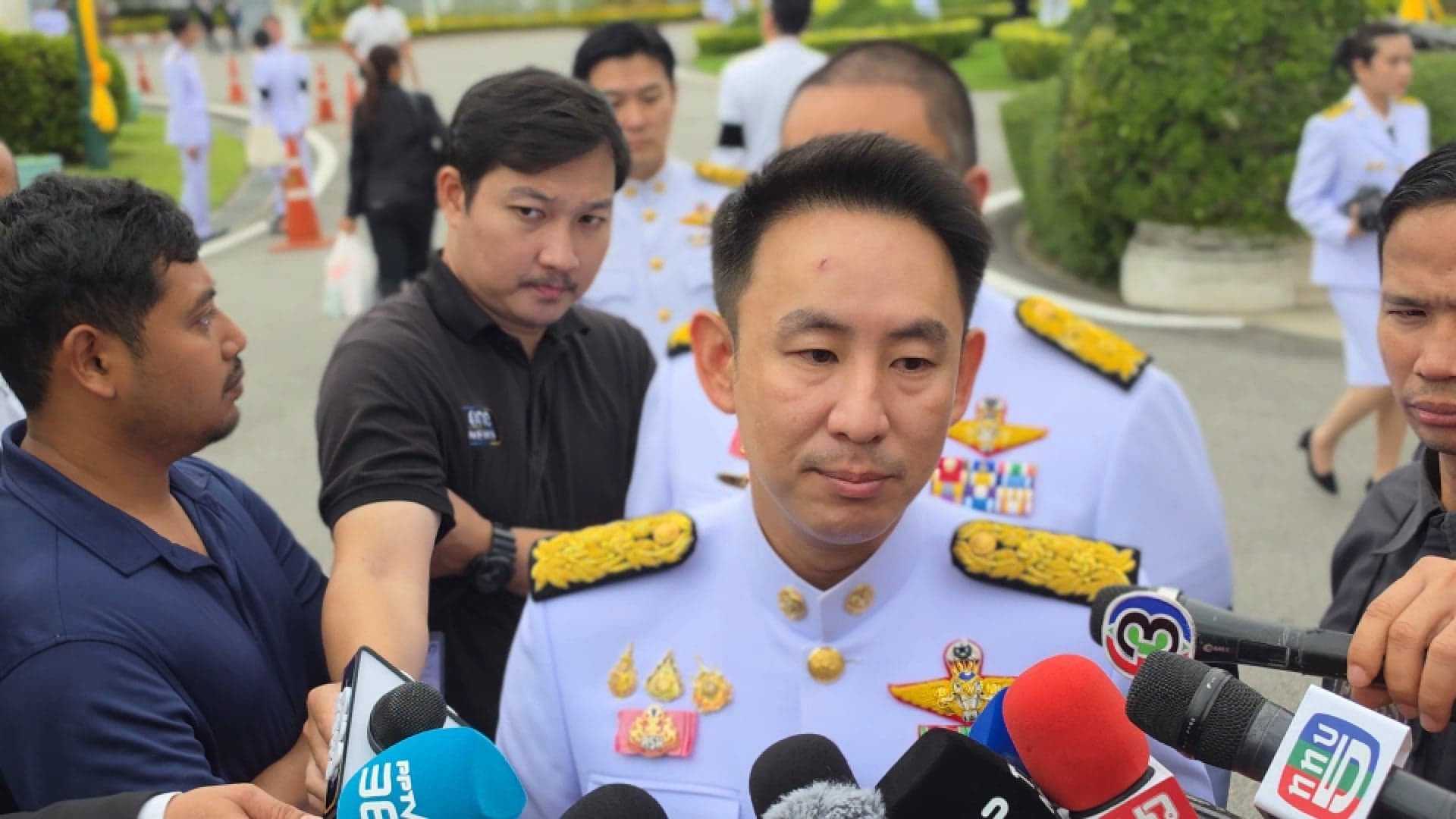 ‘วรศิษฎ์’ บอกพ่อเตรียมฟ้องถูกพาดพิงคดีฮั้ว สว.