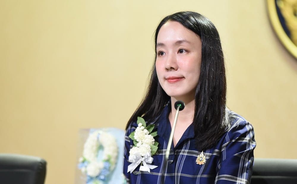 รัฐบาลปัดใช้งบบัตรทองไปจัดอีเวนต์ พร้อมเปิดรับทุกการตรวจสอบ
