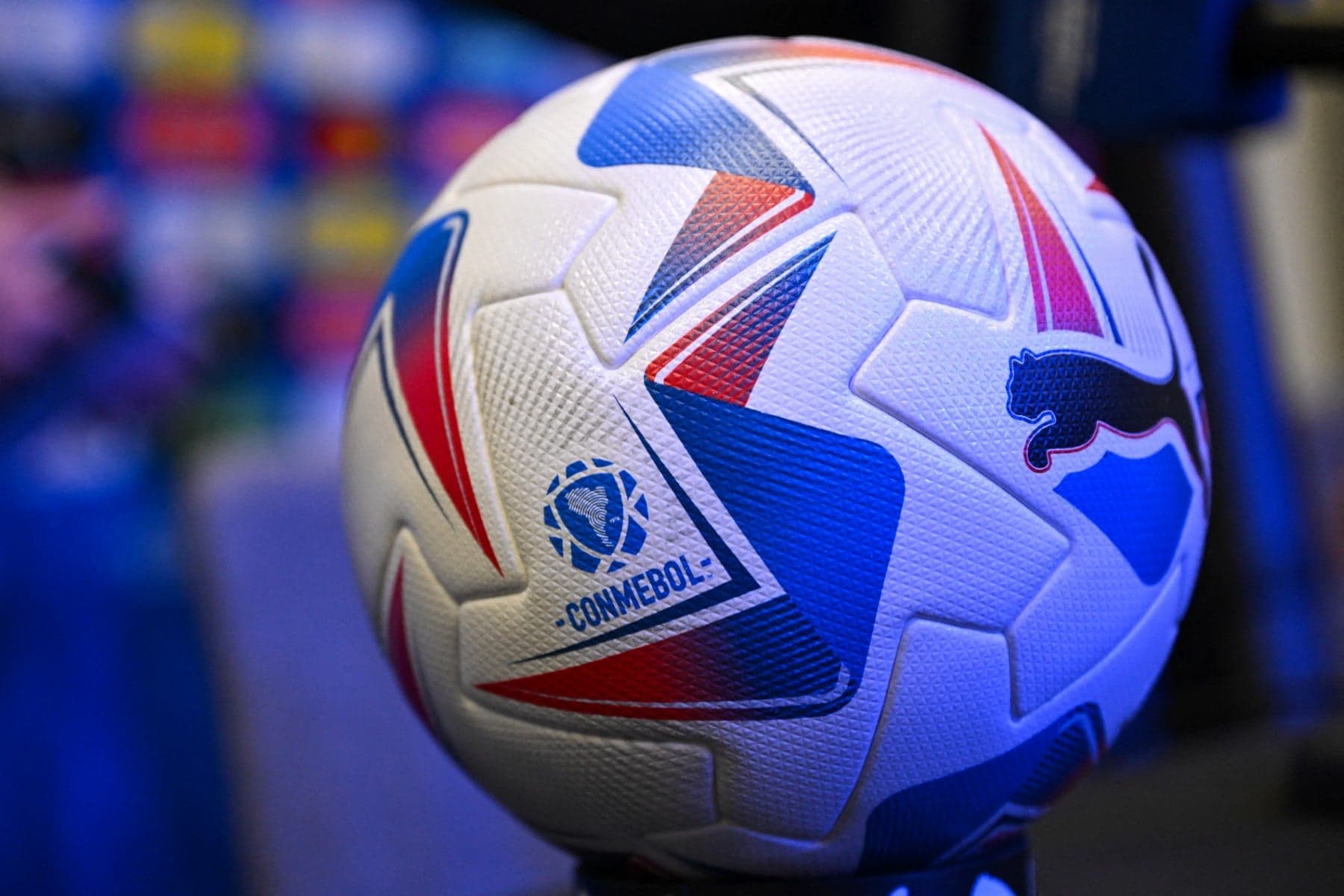 ‘CONMEBOL’ ยังไม่ต่อต้าน ‘ฟีฟ่า’ ขอข้อมูลเพิ่มเติมเพื่อพิจารณาเรื่องขายหุ้น