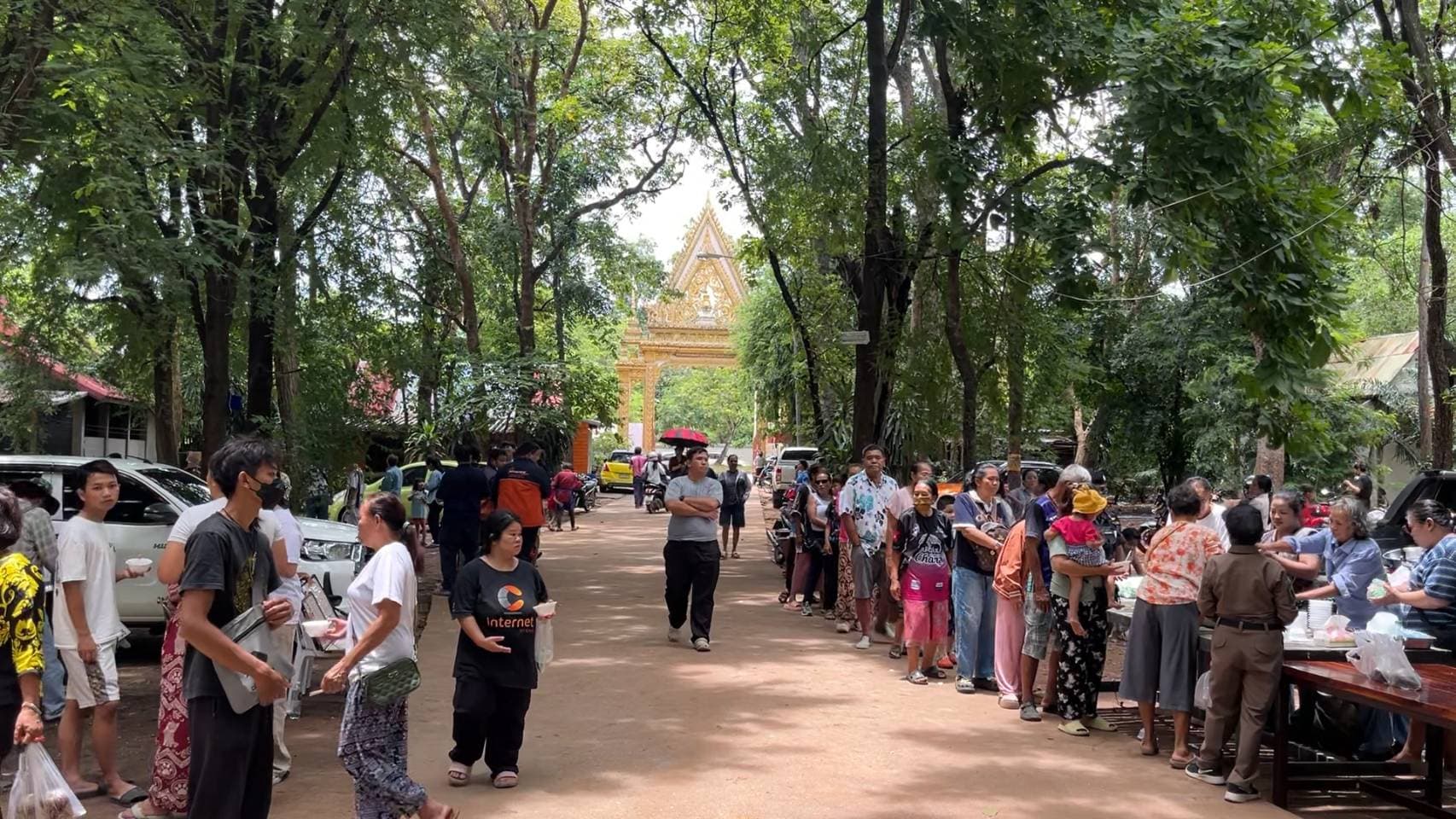 ตร. เร่งสอบคดีบุกรุกวัดป่าอดุลยาราม เตรียมออกหมายเรียกทายาทนายเฮียง สอบปมยื่นขอใบแทนโฉนด
