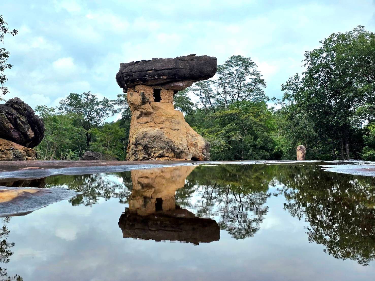 ตามรอย 2 แหล่งมรดกโลก – ถิ่นพญานาค