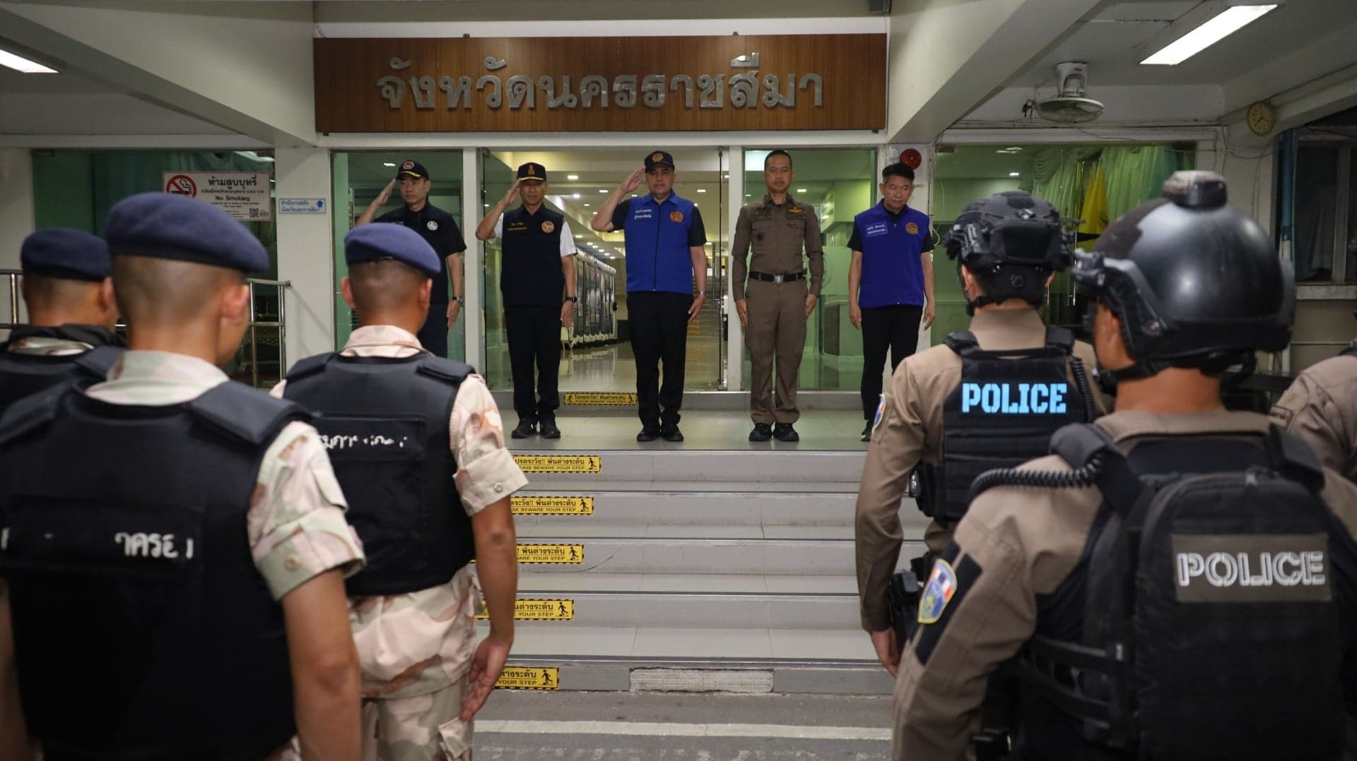 ‘ผวจ.โคราช’ สั่งด่วน 32 อำเภอ ตั้งจุดตรวจคุมเข้มปืน ป้องกราดยิงซ้ำ