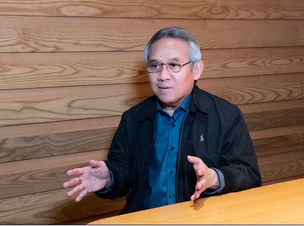 ‘สุรเดช’ แนะเปลี่ยนรัฐมนตรีคนนอก มอง 3 กระทรวงยังไม่เวิร์ก