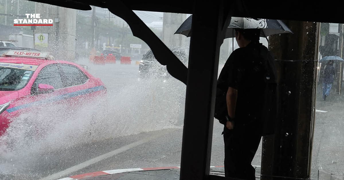 กทม. กางแผนรับมือฝนตกหนัก-น้ำท่วม สั่งตั้งศูนย์บรรเทาภัย 50 เขต พร้อมประสานปริมณฑลจัดการน้ำไร้รอยต่อ