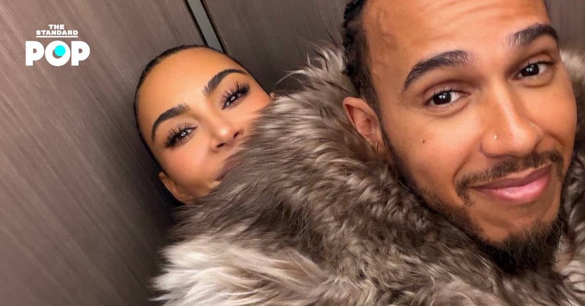 Kim Kardashian ยังคงเผยโมเมนต์สุดอบอุ่นกับ Lewis Hamilton