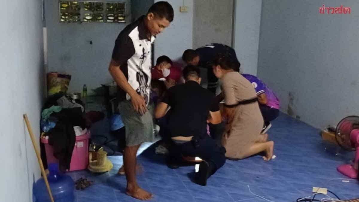 นาทีชีวิต สาวชาวเมียนมา คลอดลูกในห้องเช่า เจ้าหน้าที่ช่วยทำคลอด แม่-ลูกปลอดภัย