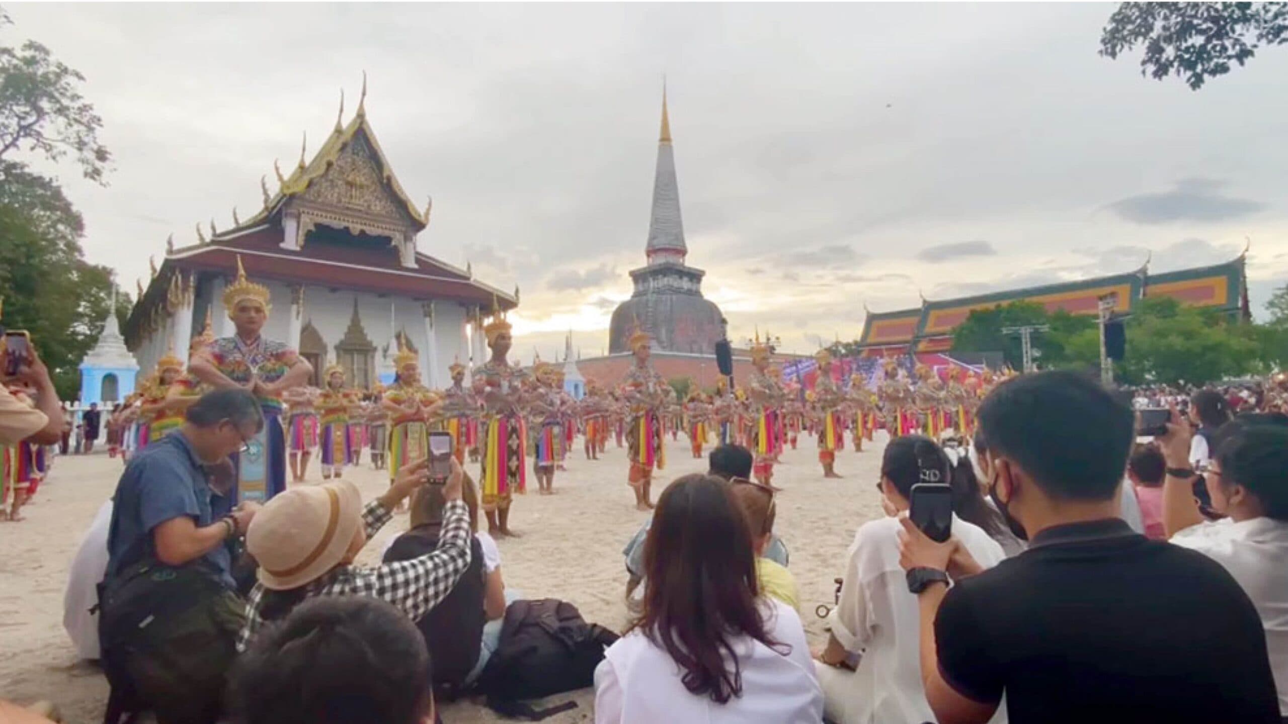 ปักหมุดศิลปวัฒนธรรม – สองมรดกโลกแดนใต้ โนรารำสมโภชวัดพระมหาธาตุ
