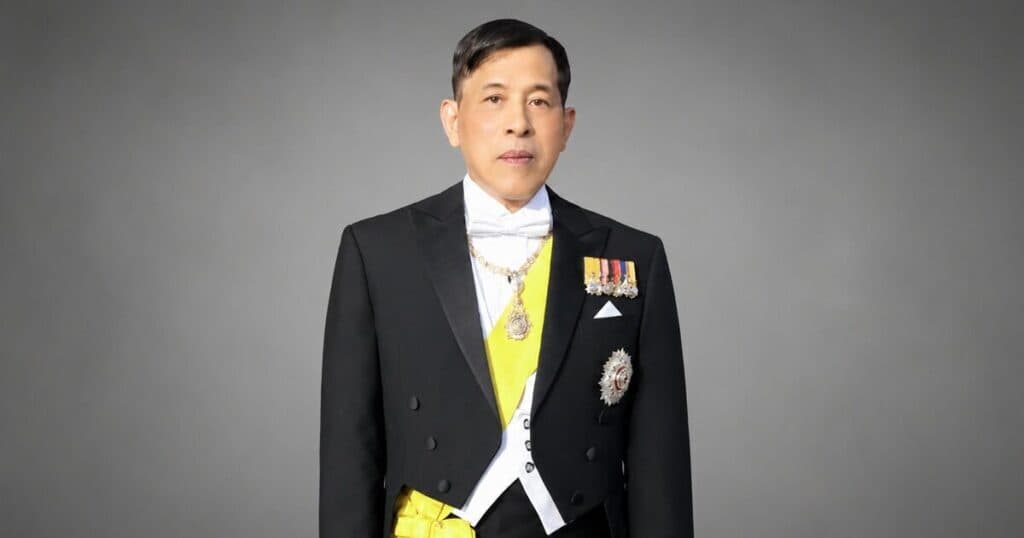 ในหลวง พระราชทานคำขวัญจิตอาสาพระราชทาน