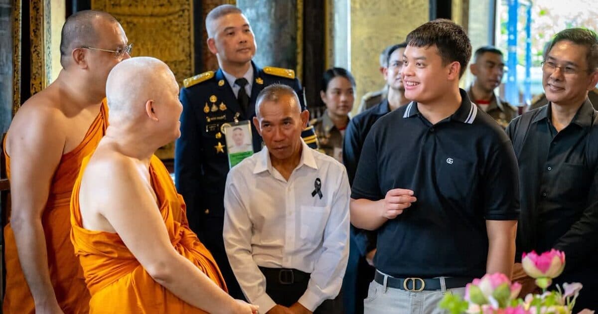 เจ้าฟ้าทีปังกรรัศมีโชติ ทรงทัศนศึกษาและสนทนาธรรม ณ วัดพระเชตุพนวิมลมังคลาราม